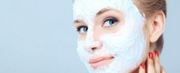 Семь эффективных рецептов домашних увлажняющих масок для лица